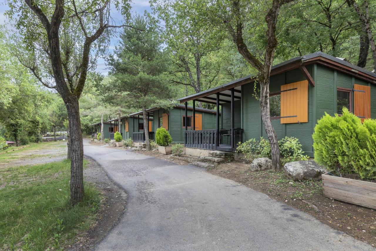 Wecamp Pirineos Hotel โบลตาญญา ภายนอก รูปภาพ