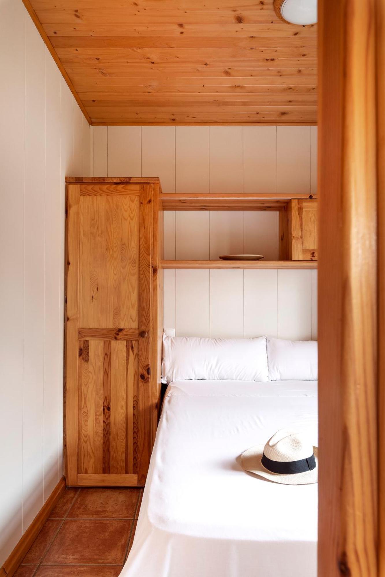 Wecamp Pirineos Hotel โบลตาญญา ห้อง รูปภาพ