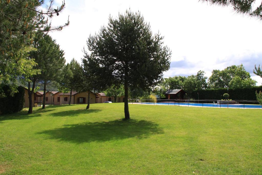 Wecamp Pirineos Hotel โบลตาญญา ภายนอก รูปภาพ